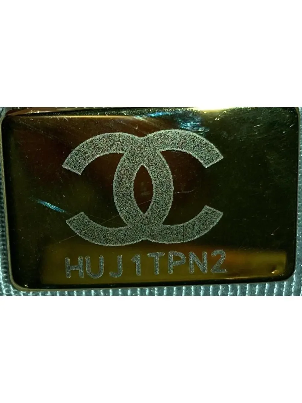 CHANEL elevate your